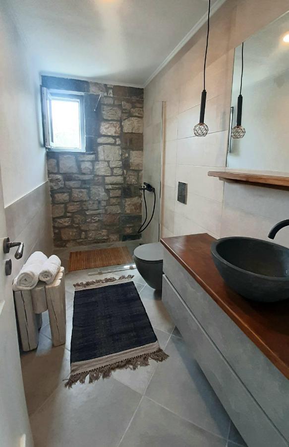 Koroni Stone House, Newly Built Studios By The Sea Exterior foto
